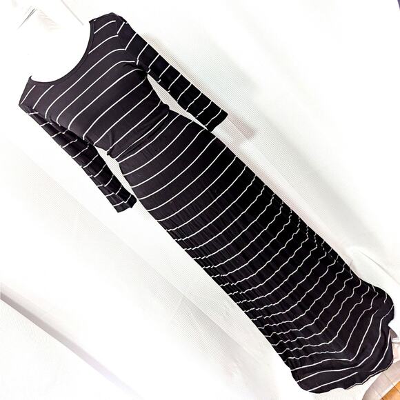 JOAN VASS! ULTRA MAXI STRETCH T-SHIRTING BLACK & GRAY STRIPED L/S DRESS! SZ M - Picture 1 of 11